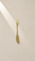 Cuchillo dorado pluma – vista principal