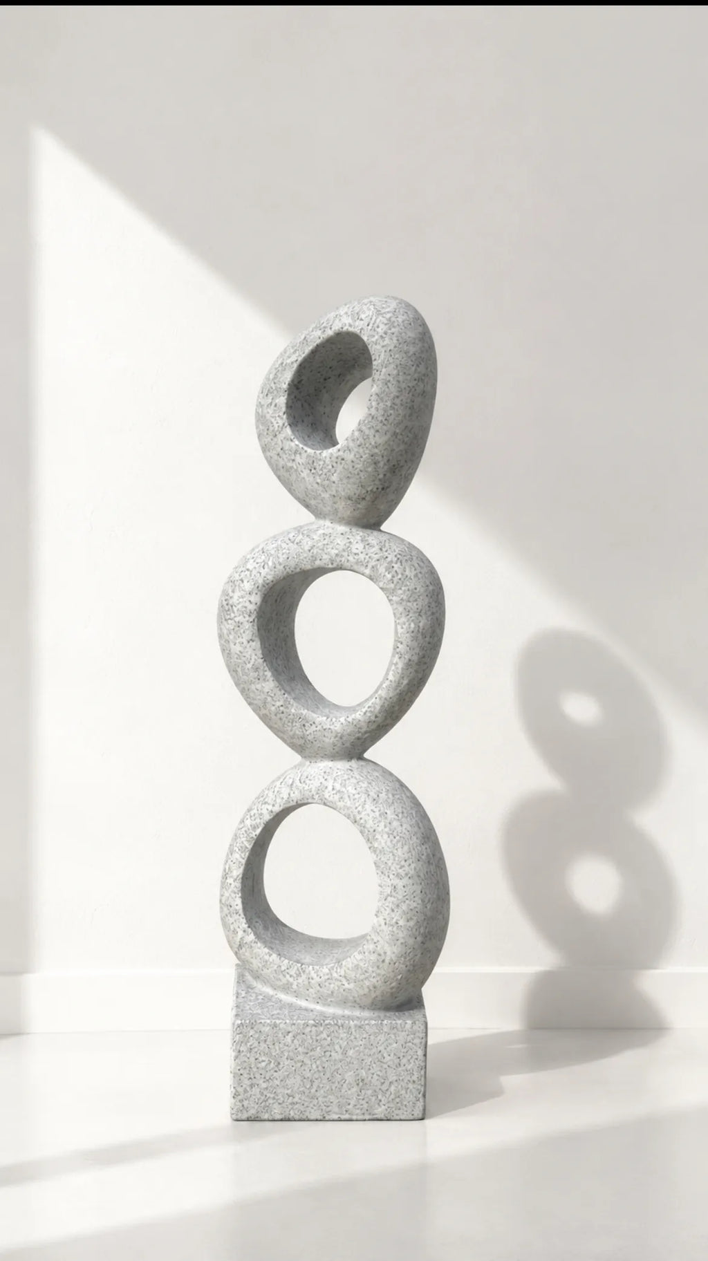 Escultura roca – vista principal