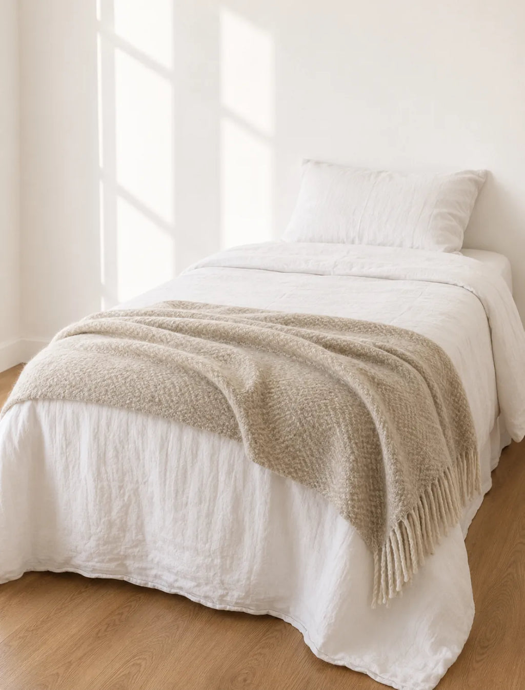 manta beige flecos – vista adicional 1