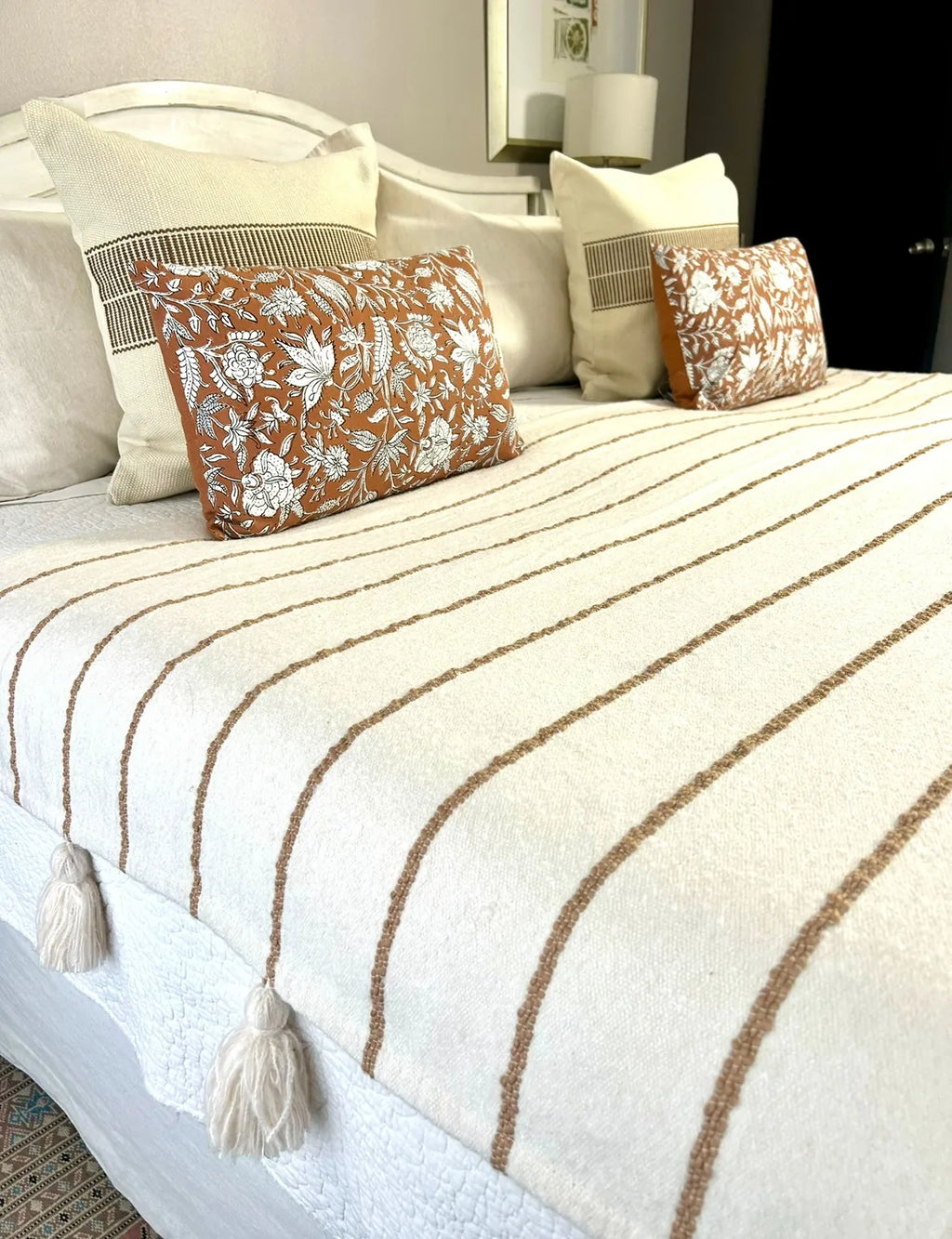 Manta Linen crudo rayas camel – vista adicional 2