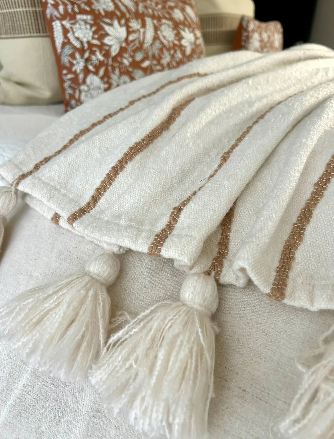 Manta Linen crudo rayas camel – vista adicional 5