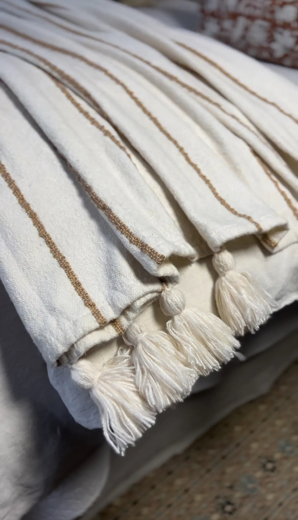 Manta Linen crudo rayas camel – vista adicional 6