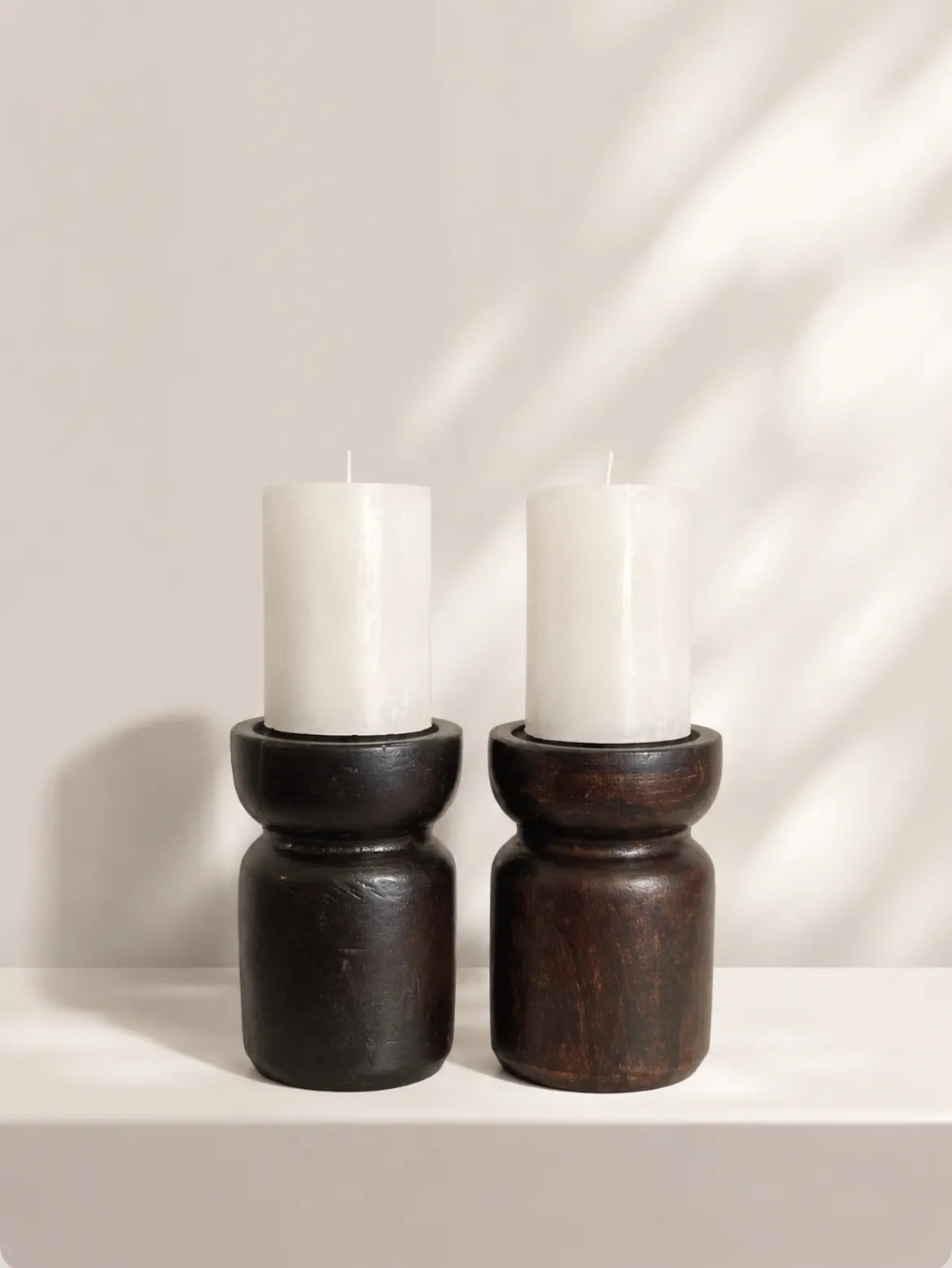 Portavela Madera oscura Nativo – vista principal